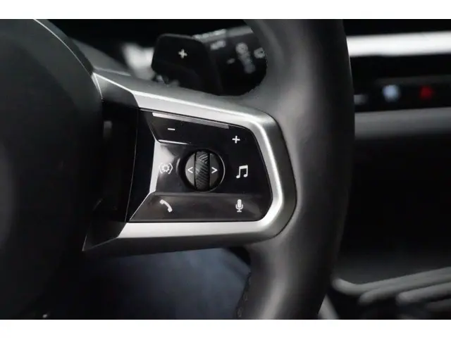 BMW 5 Serie Touring 530e xDrive M Sport High Executive 300pk HarmanKardon Trekhaak Camera
