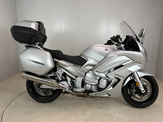 yamaha-fjr-1300-abs