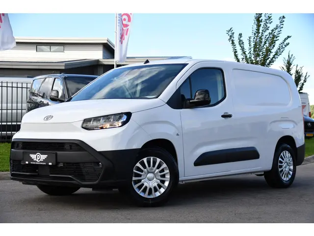 toyota-proace-city-electric-professional-50-kwh-virtual--camera--cruise--carplay--multimedia--standkachel--136pk--nieuw-