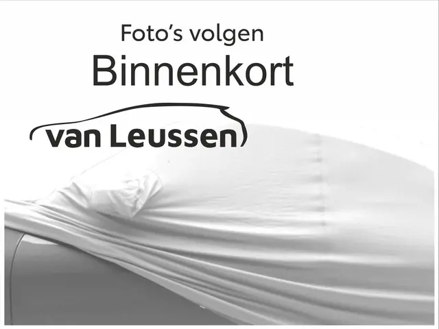 toyota-yaris-1.5-hybrid-dynamic-nl-auto-1e-eigenaar