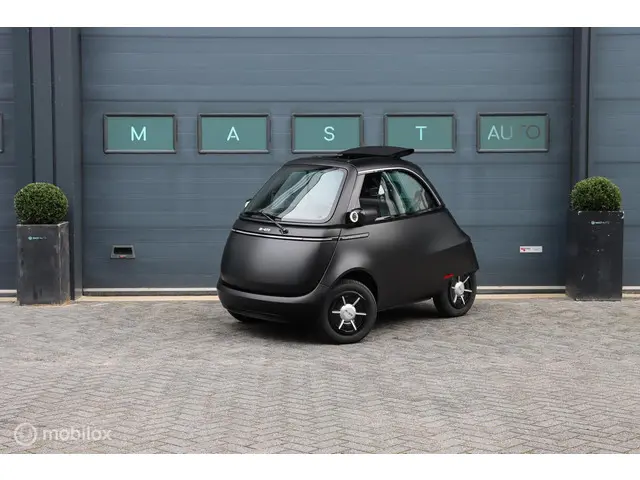 microlino-competizione-10.5-kwh-l7-177-km.-90-km-u-btw-folding-roof-direct-leverbaar