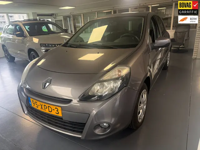 renault-clio-1.2-authentique--airco-nap-